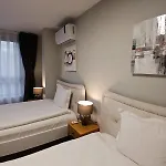 Aparthotel Danaya