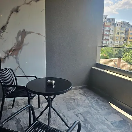 Danaya Aparthotel 4*