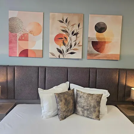 Danaya Aparthotel 4*